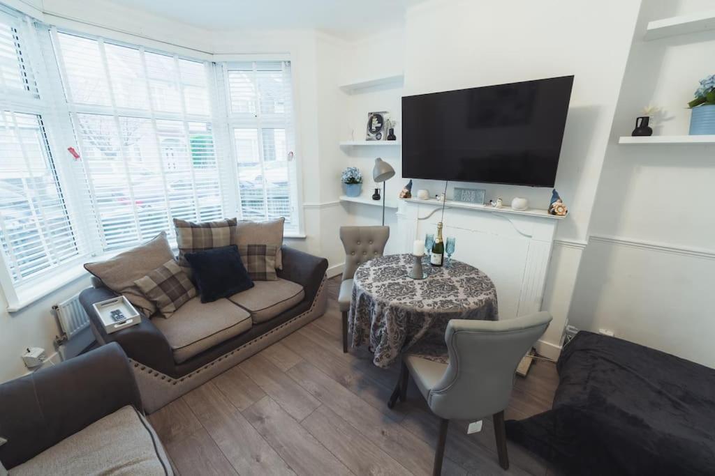 1 Bed - Wifi - Pet Friendly - Harrow 아파트 외부 사진